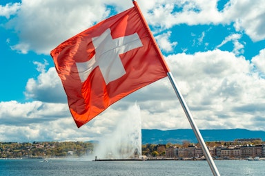 A swiss flag at the lake of Genf